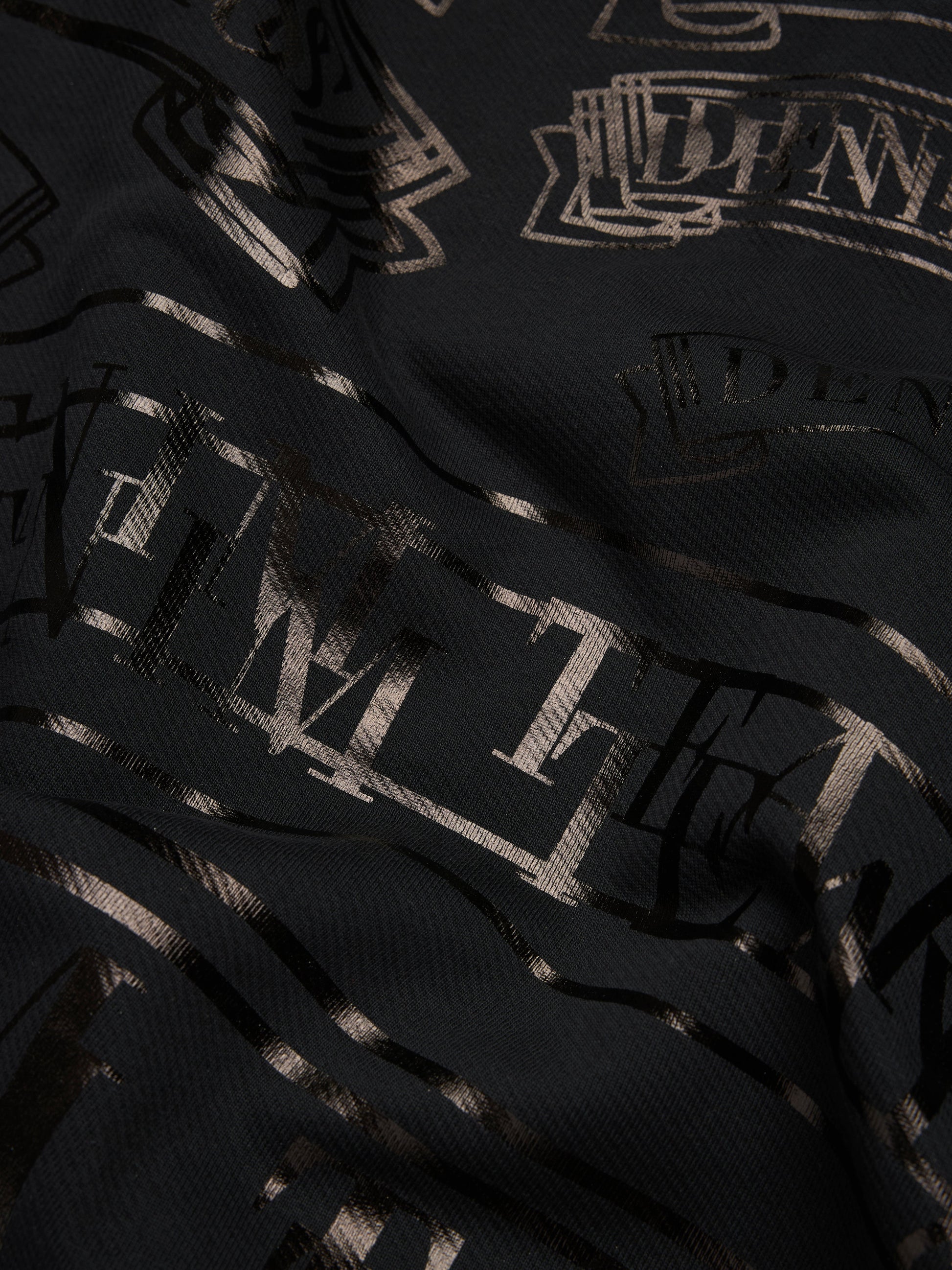 ADG Banner Print Crewneck Black – view 3