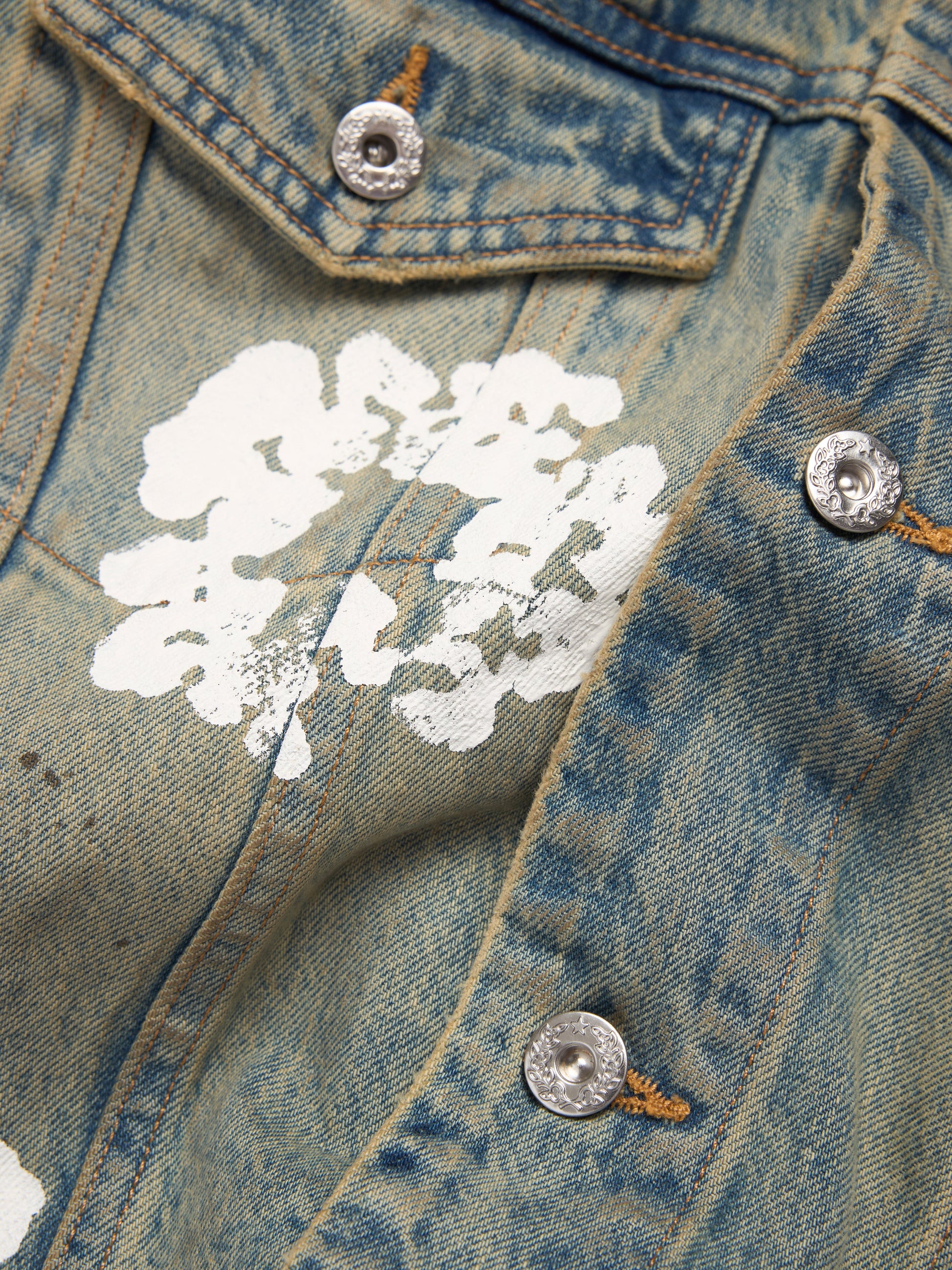 Cotton Wreath Denim Jacket Dirty Wash – view 3
