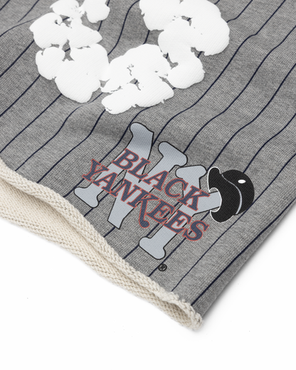 Pinstripe Wreath Sweatshorts Grey – view 3