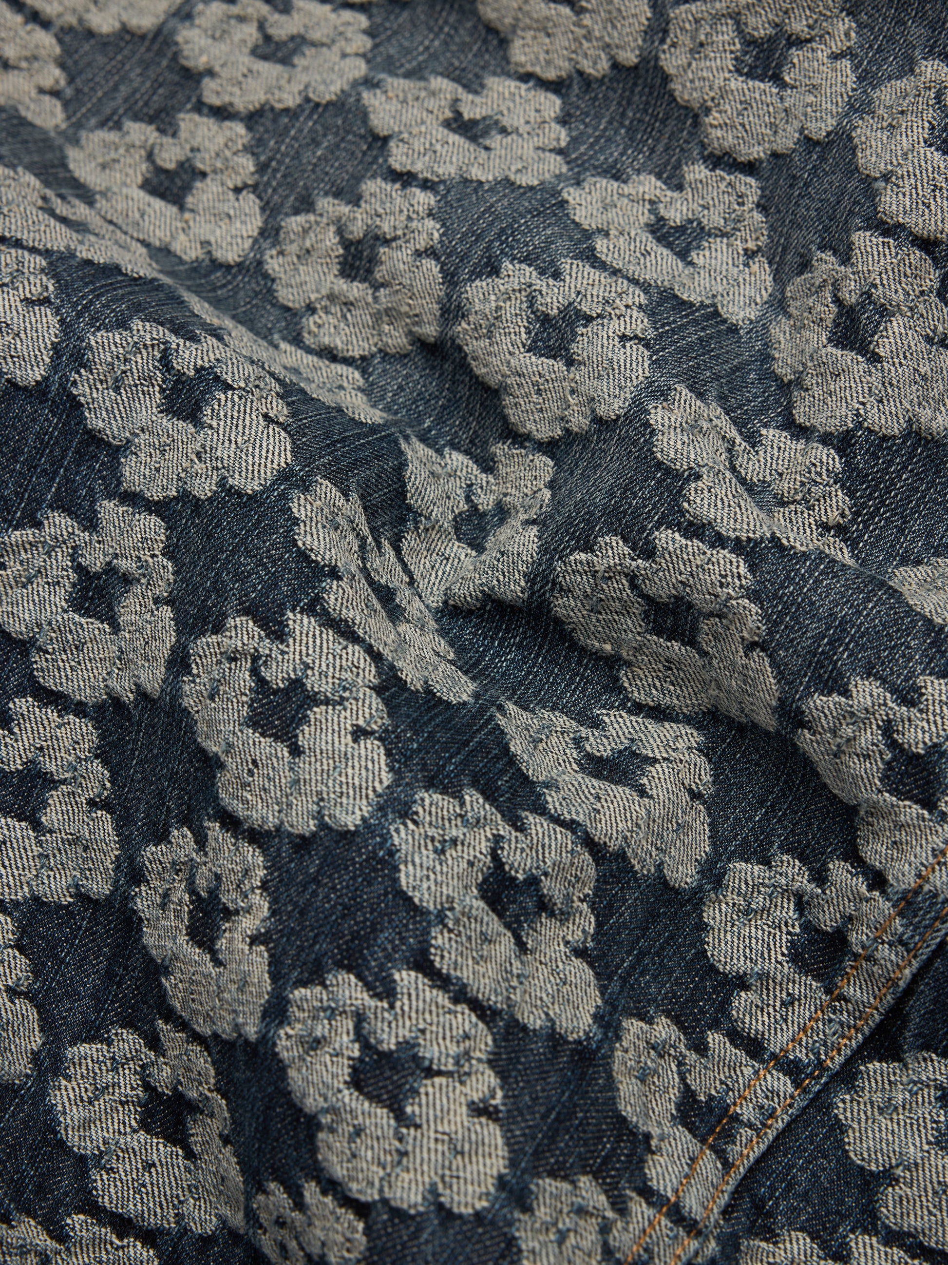 Jacquard Wreath Denim Jacket – view 3